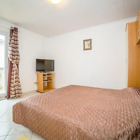Apartman Ned-with Terrace *