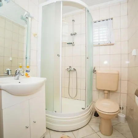 Apartman Ned-with Terrace Vinišće